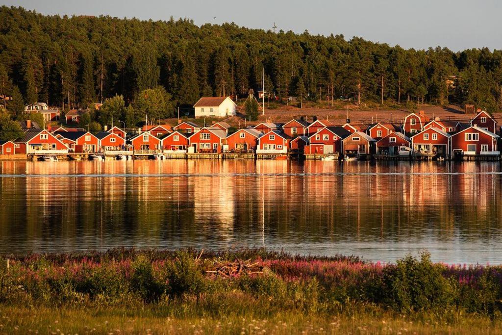 Norrfaellsviken Rum & Koek Hotel Mjallom Buitenkant foto